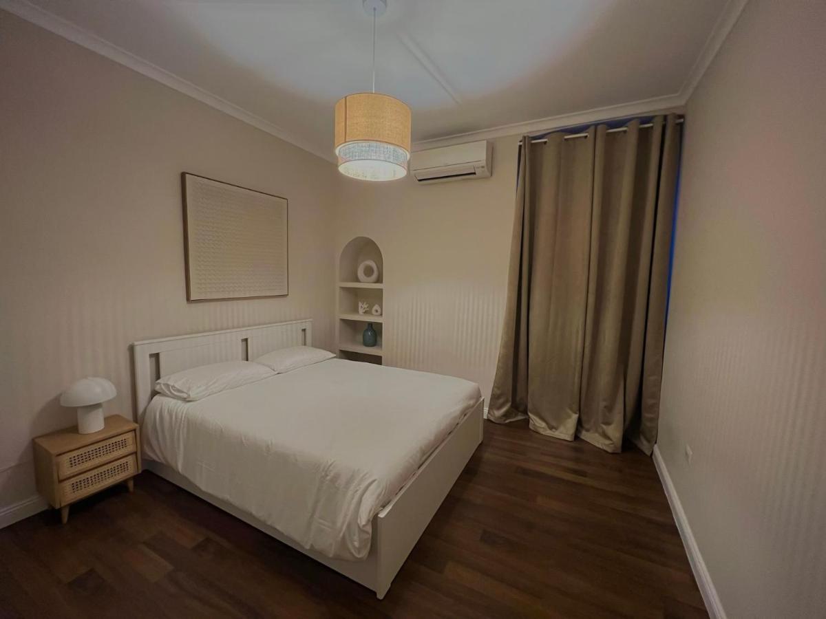 בארי Com A Cas #2 - Feel At Home In The City Center מראה חיצוני תמונה